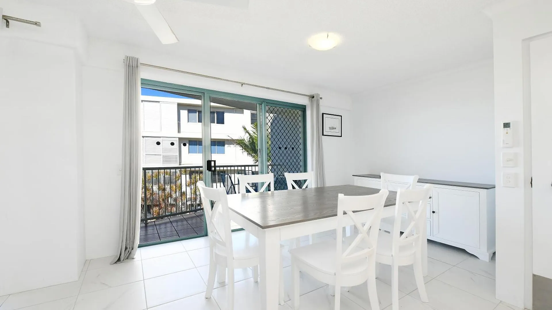 Lindomare Apartments Caloundra 3*,  Australia